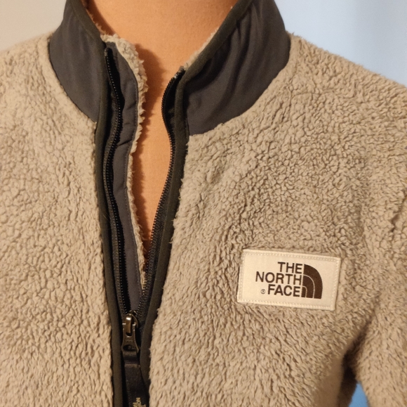 North Face full zipper  fuzzy Sherpa teddy bear popover jacket gray on gray  S - Picture 2 of 7